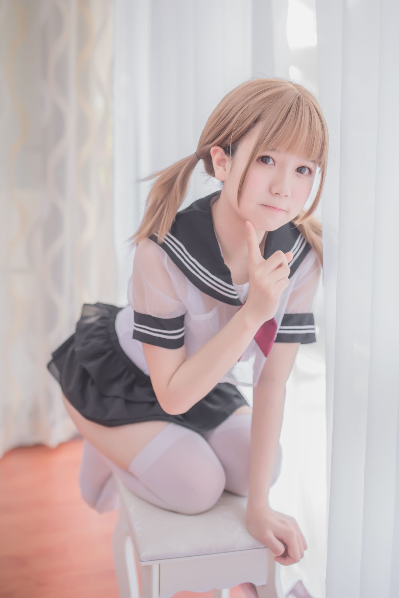 白金Saki - 学生制服 - (17P)